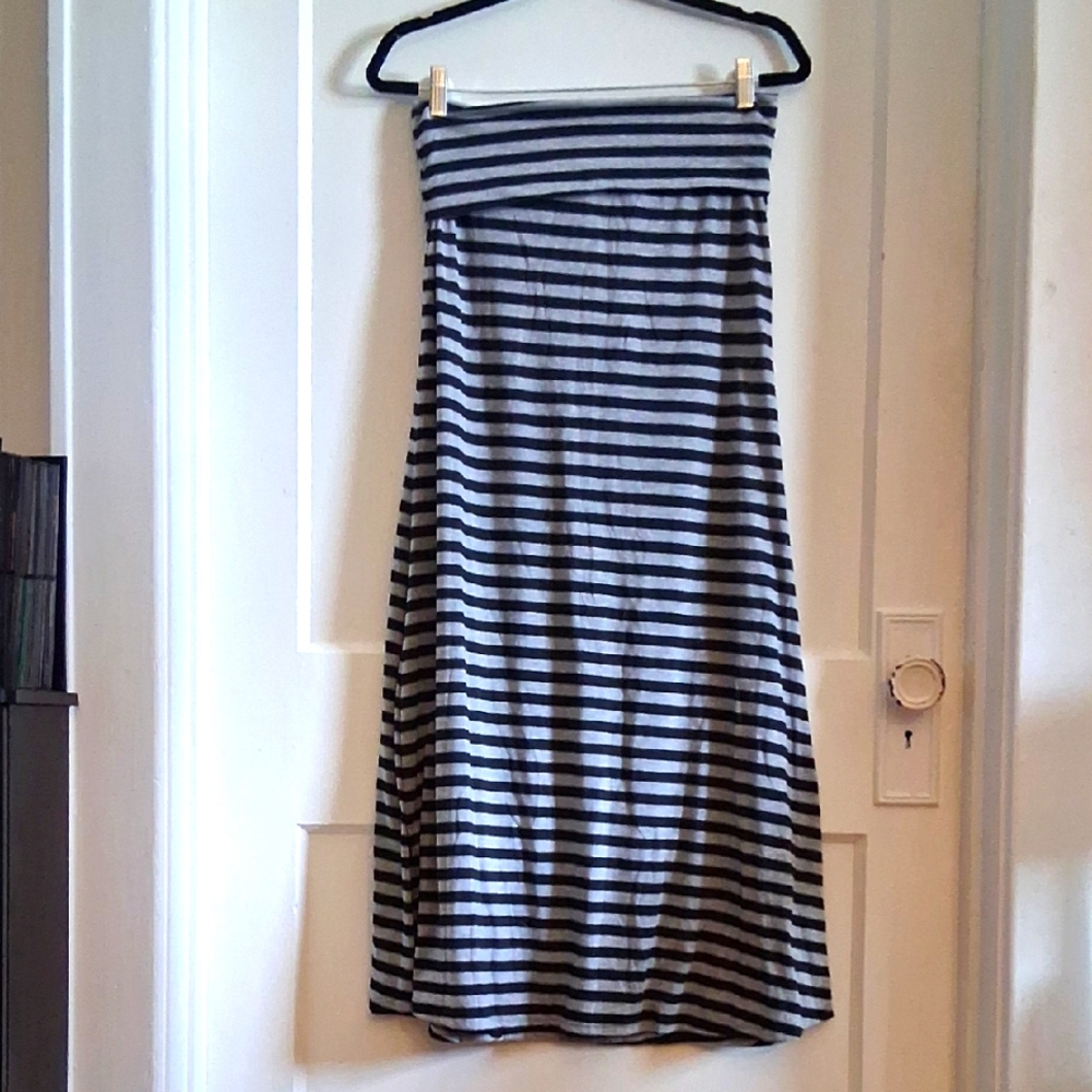 Rue 21 Striped Black and Gray Women's Skirt